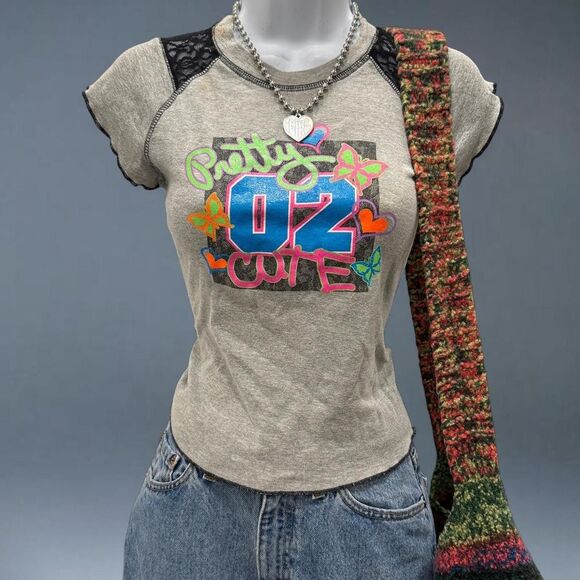 Y2K Pretty 02 Cute Butterfly Graphic Jersey Baby Tee Gray Lace Shoulder Shirt - Picture 1 of 8